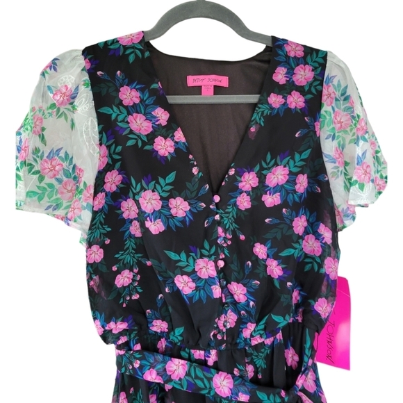 Betsey Johnson Flutter Sleeve Fit & Flare Mini Dress Floral Sz 6 Multi Colored - Picture 4 of 13